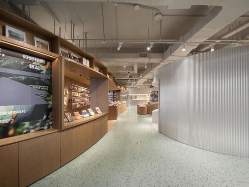 大屋頂space·銀鹽 b.l.u.e.建筑設計事務所的集合空間策劃實踐